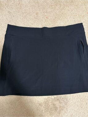 Women's Black Performance Mini Skirt with Pockets
